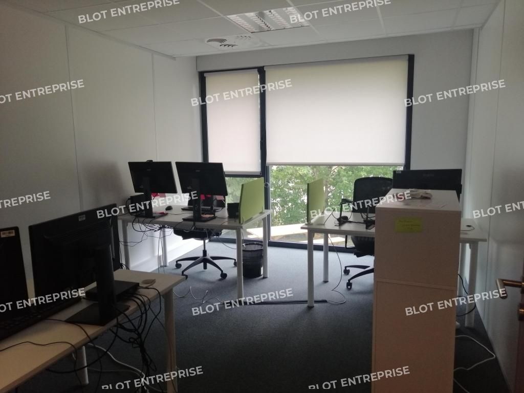 Location bureaux 267 m² non divisibles