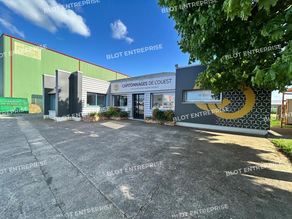 Vente entrepôts 950 m² non divisibles
