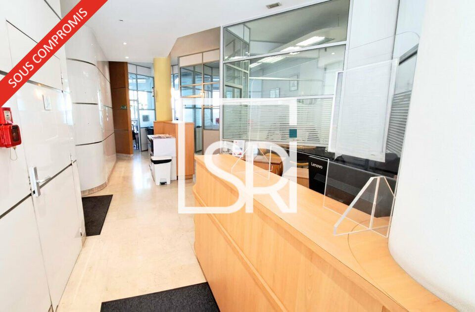 Vente bureaux 1198 m² non divisibles
