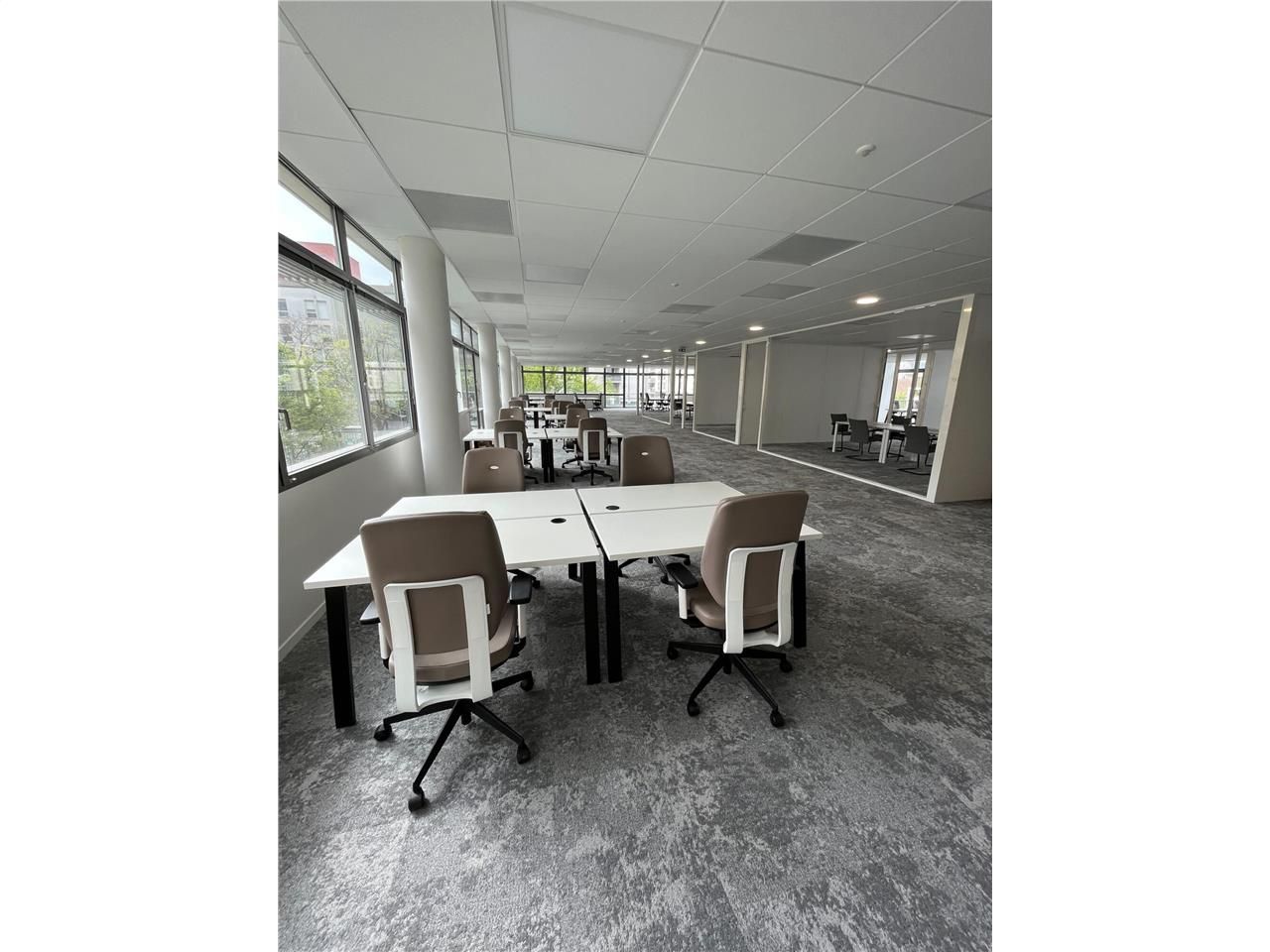 Location bureaux 695 m² non divisibles