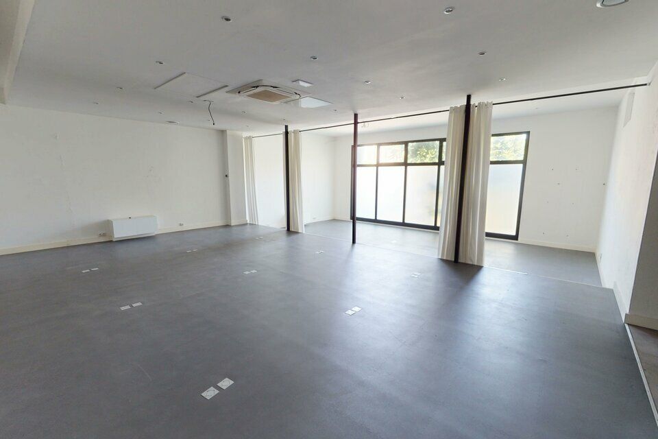 645 m² pour ce local commercial en location à Nice