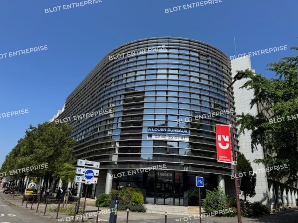 Location bureaux 843 m² non divisibles