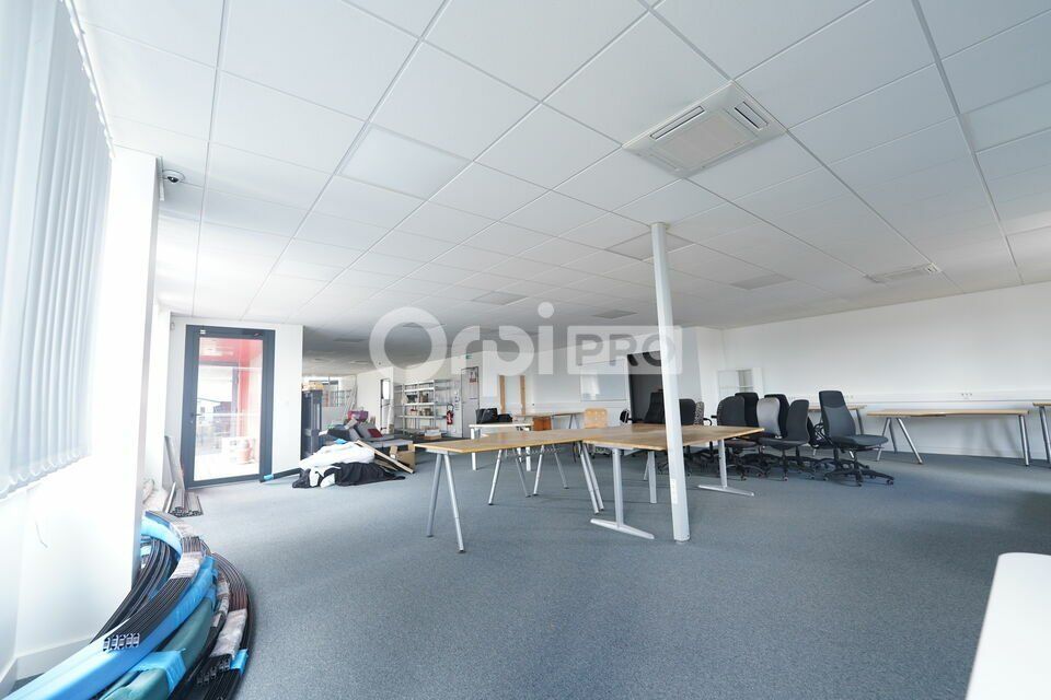 Location bureaux 218 m² non divisibles