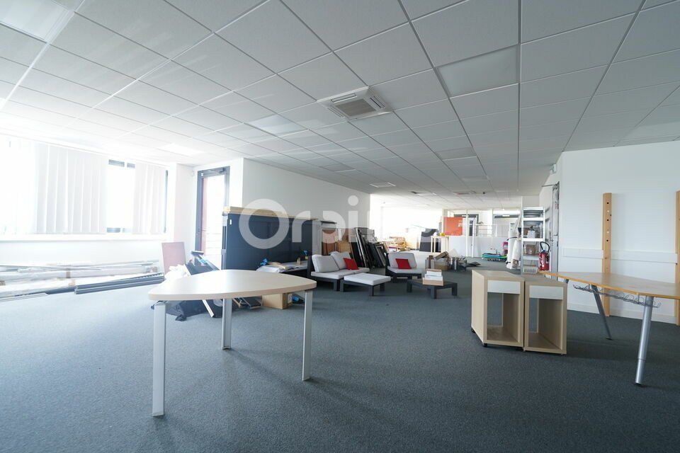 BUREAUX A LOUER - 218 m² - CAILLOUX SUR FONTAINES
