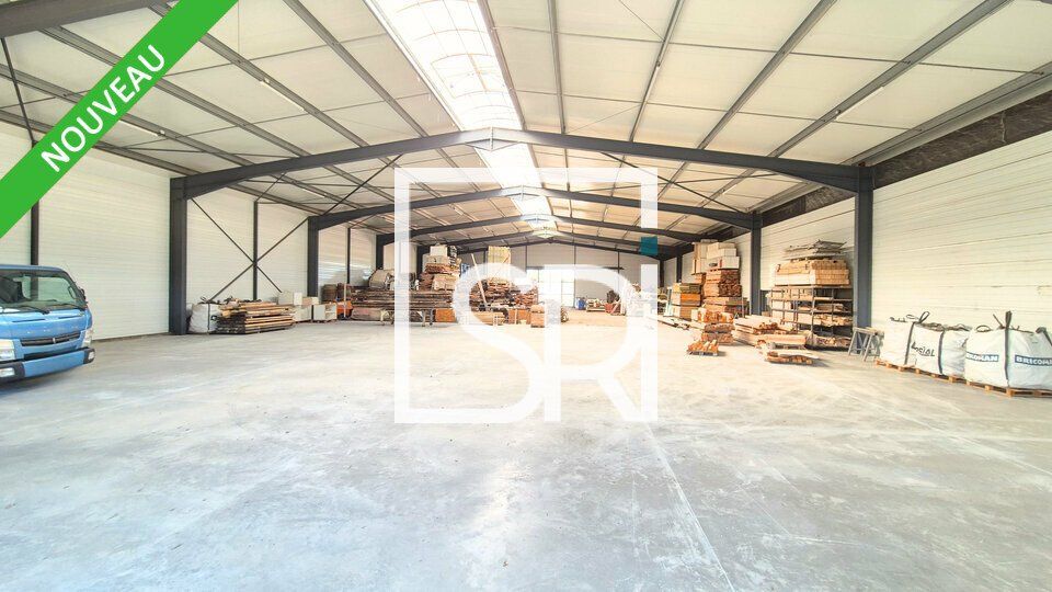 Location entrepot 1200 m² non divisibles