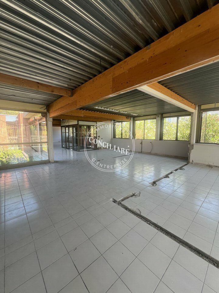 Location bureaux 1108 m² non divisibles