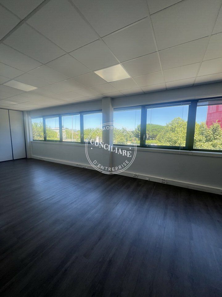 Location bureaux 116 m² non divisibles