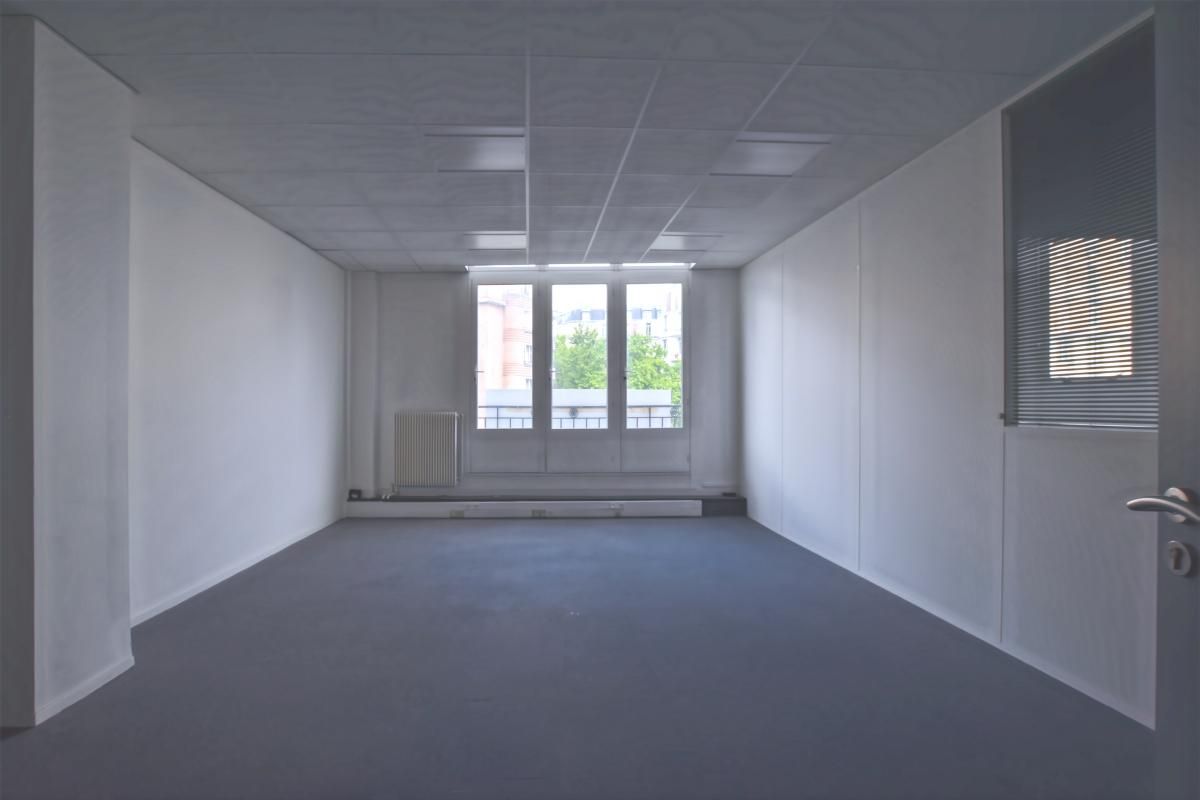 Location bureaux 181 m² non divisibles