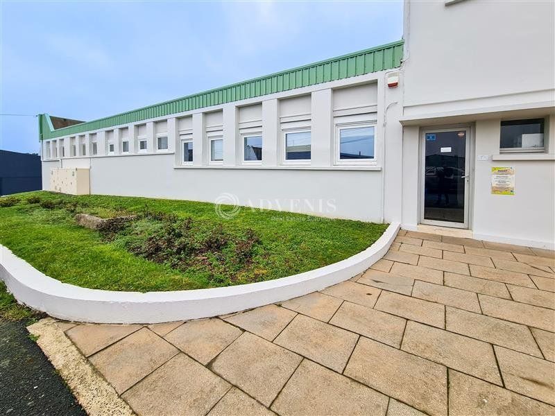 Location local d''activites 650 m² non divisibles
