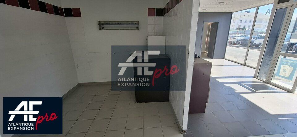 Location local commercial 79 m² non divisibles