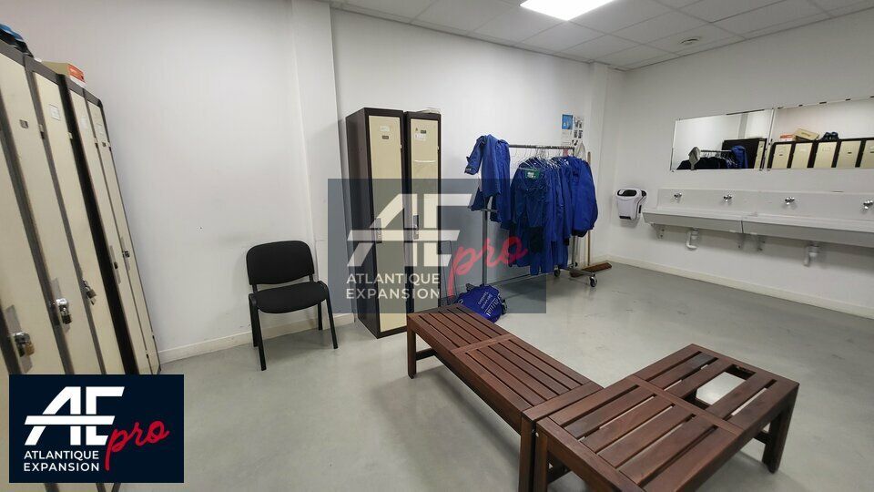 Location activité/entrepôt - 1116 m²