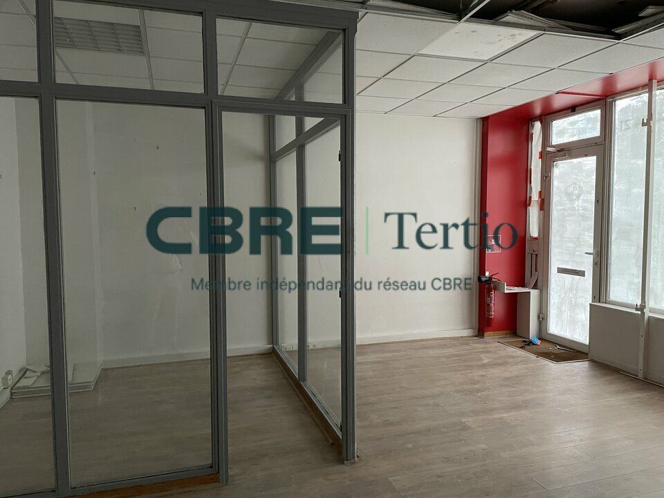 TOURS GRAMMONT / Local commercial-bureaux à Louer