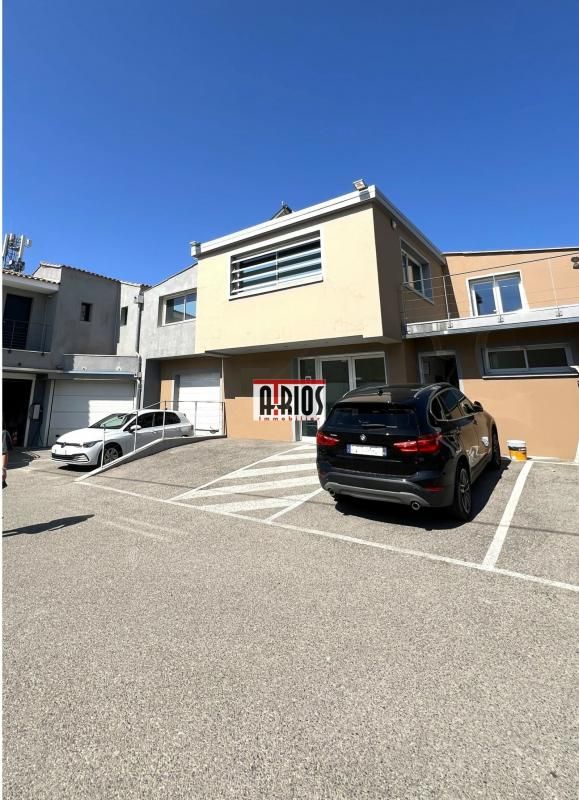 Vente entrepôts 567 m² non divisibles