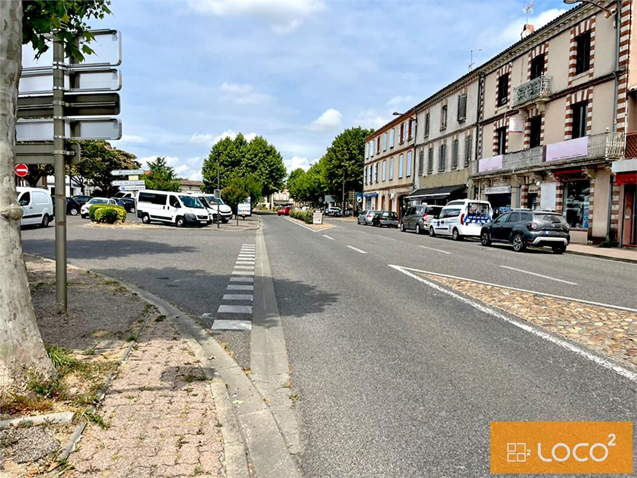 Vente local commercial 300.00 m² à SAINT SULPICE LA POINTE