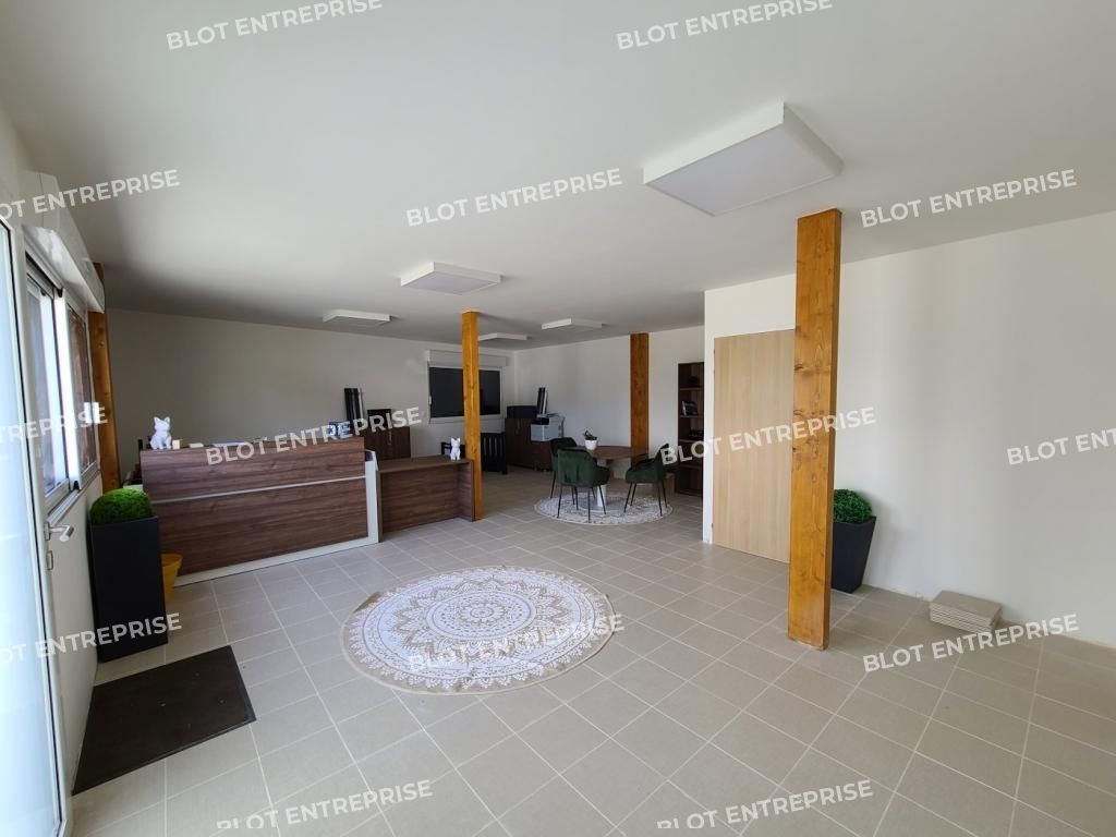 Location bureaux 85 m² non divisibles