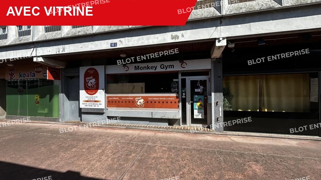 Location local commercial 196 m² non divisibles