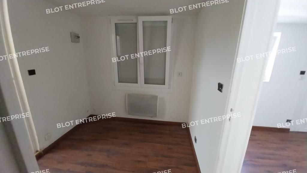 Location bureaux 70 m² non divisibles