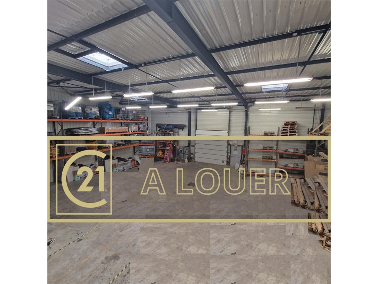 Location local 800.00 m² à CAEN