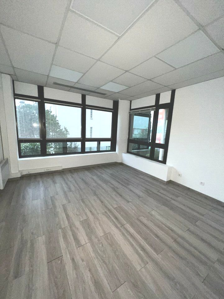 Vente bureaux 76 m² non divisibles