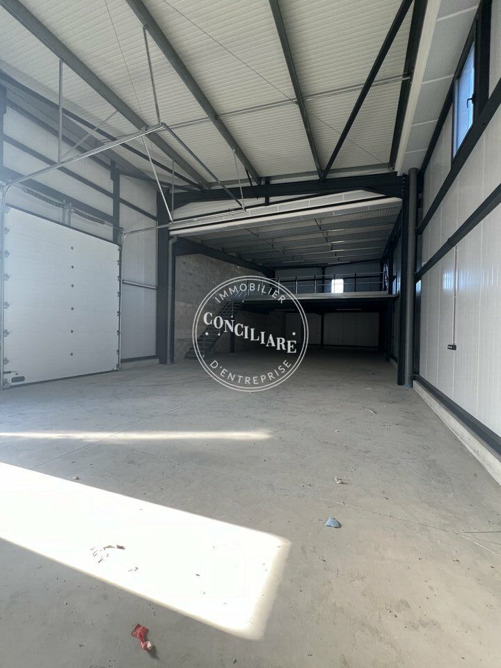 Vente entrepot 730 m² divisibles à partir de 190 m²