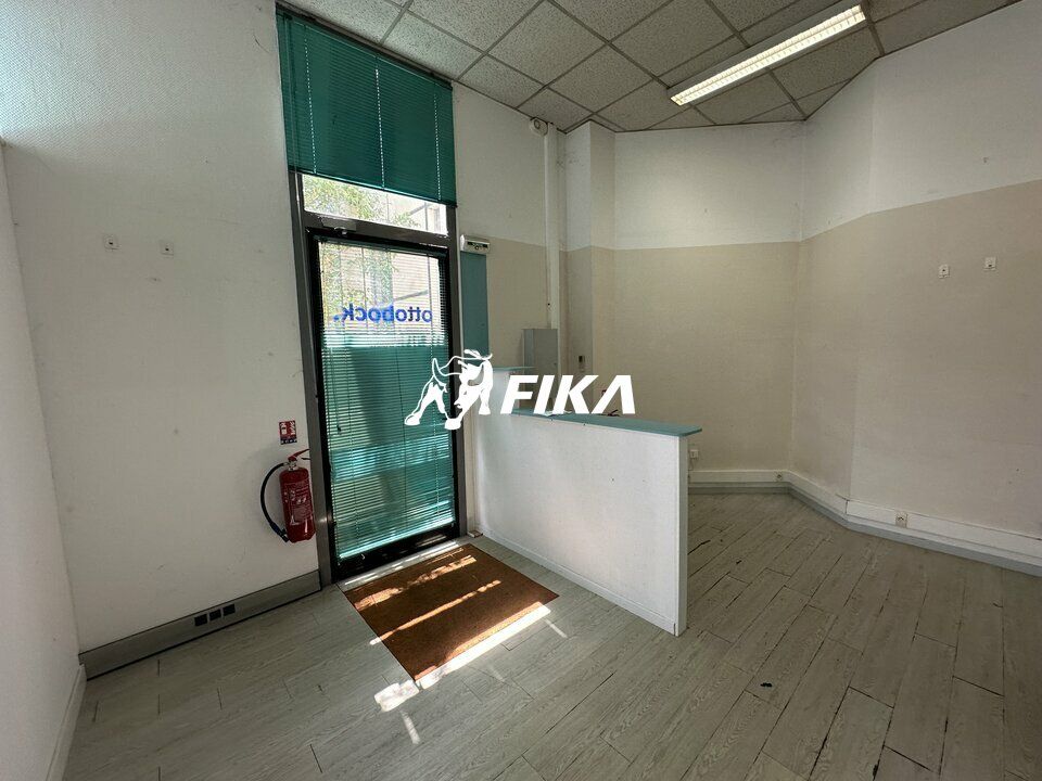 A LOUER BUREAUX 61 m² (31670) LABEGE