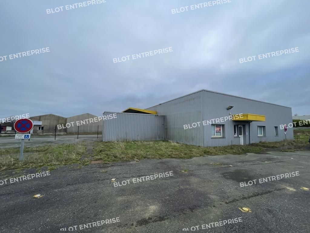 Location entrepôts 230 m² non divisibles