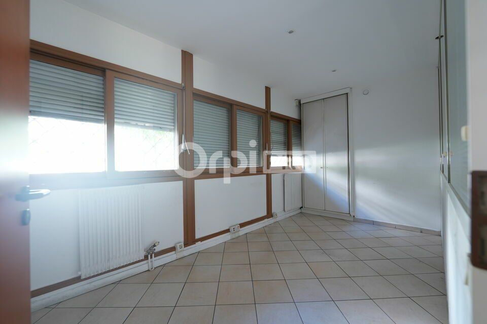 Location bureaux 247 m² non divisibles