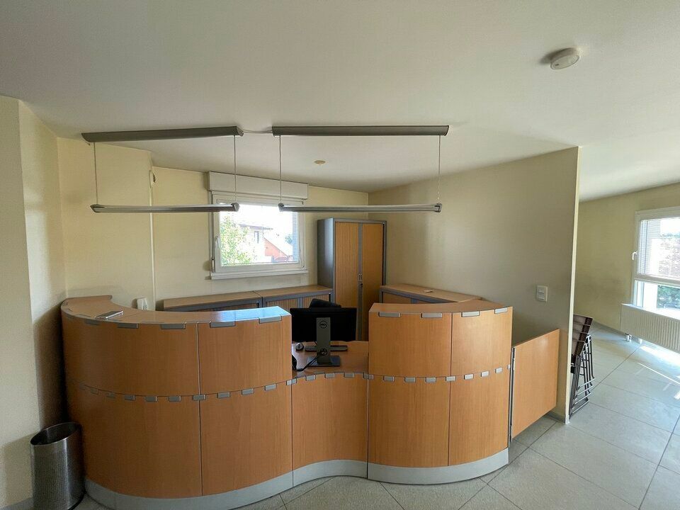 local professionnel 97&#8239;m² – PFASTATT