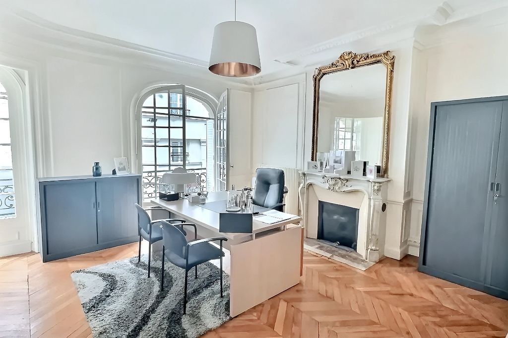 Location bureaux 115 m² non divisibles