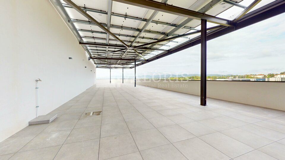 5589.77 m² pour ce bureaux en location à Lyon 9