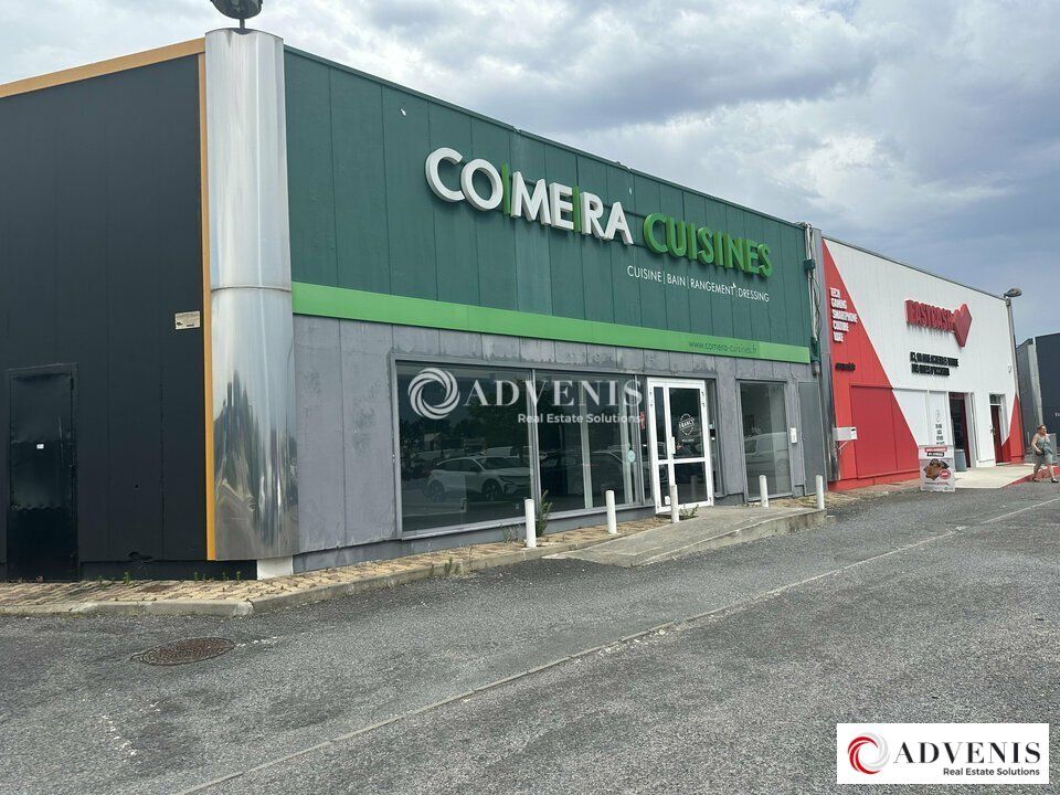 Location local commercial 400 m² non divisibles