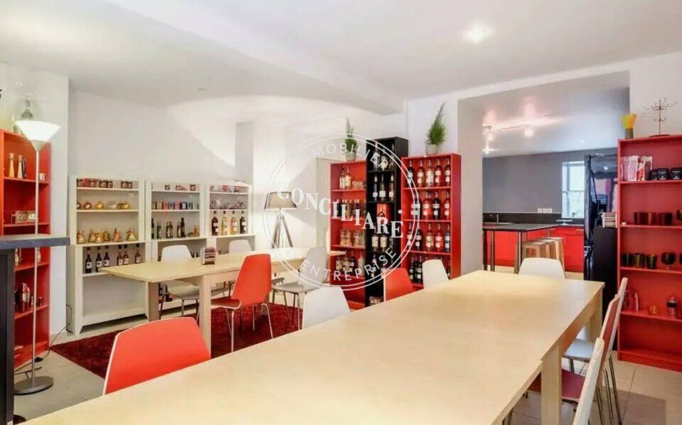 Location local commercial 56 m² non divisibles