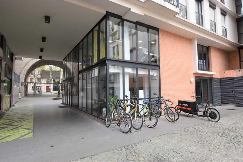 Vente bureaux 140 m² non divisibles
