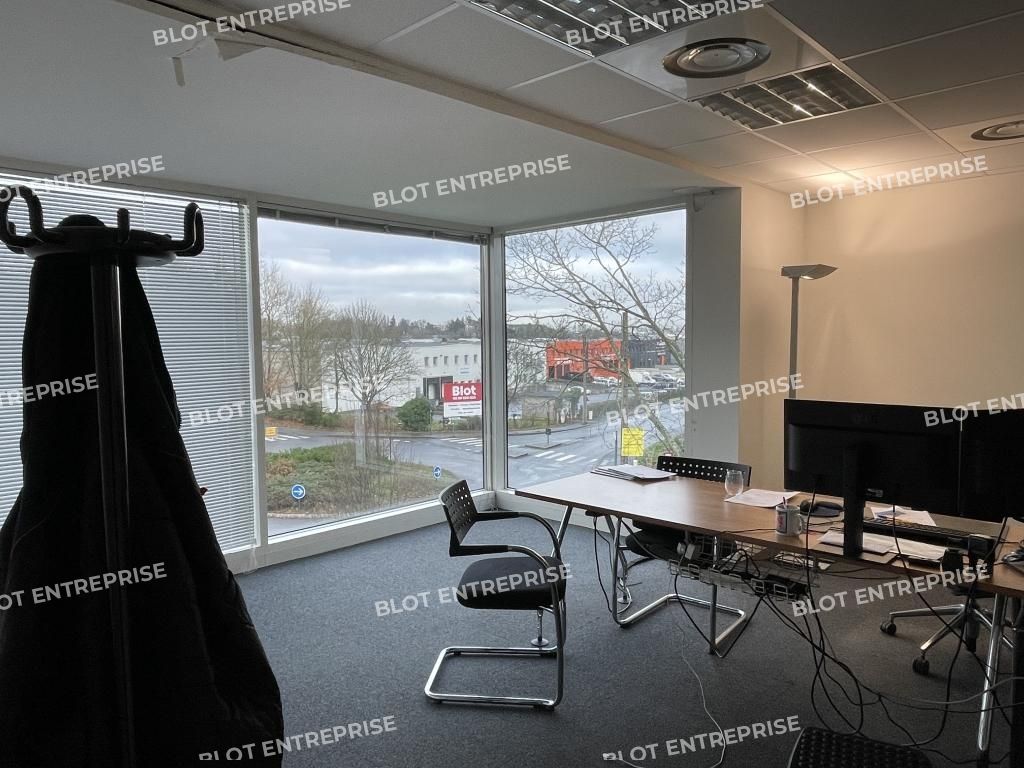 Location bureaux 233 m² non divisibles