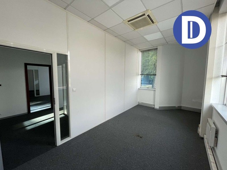 Location bureaux 95.00 m² non divisibles