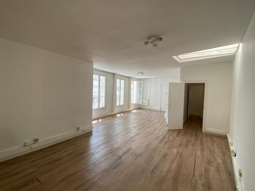 Location bureaux 65 m² non divisibles