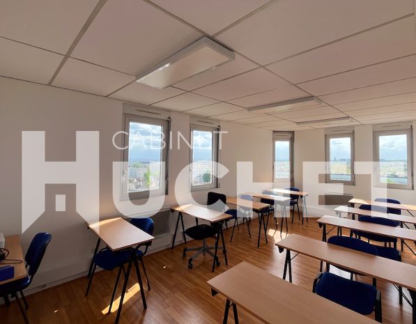 Vente bureaux 85 m² à CAEN