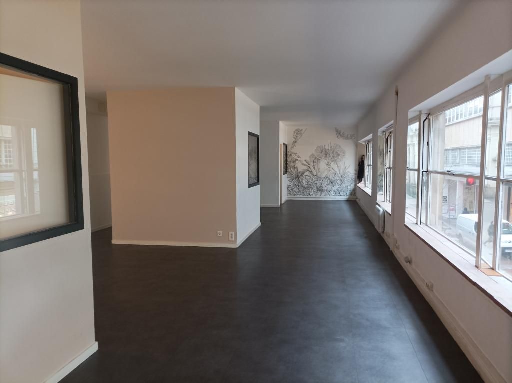 Location bureaux 105 m² non divisibles
