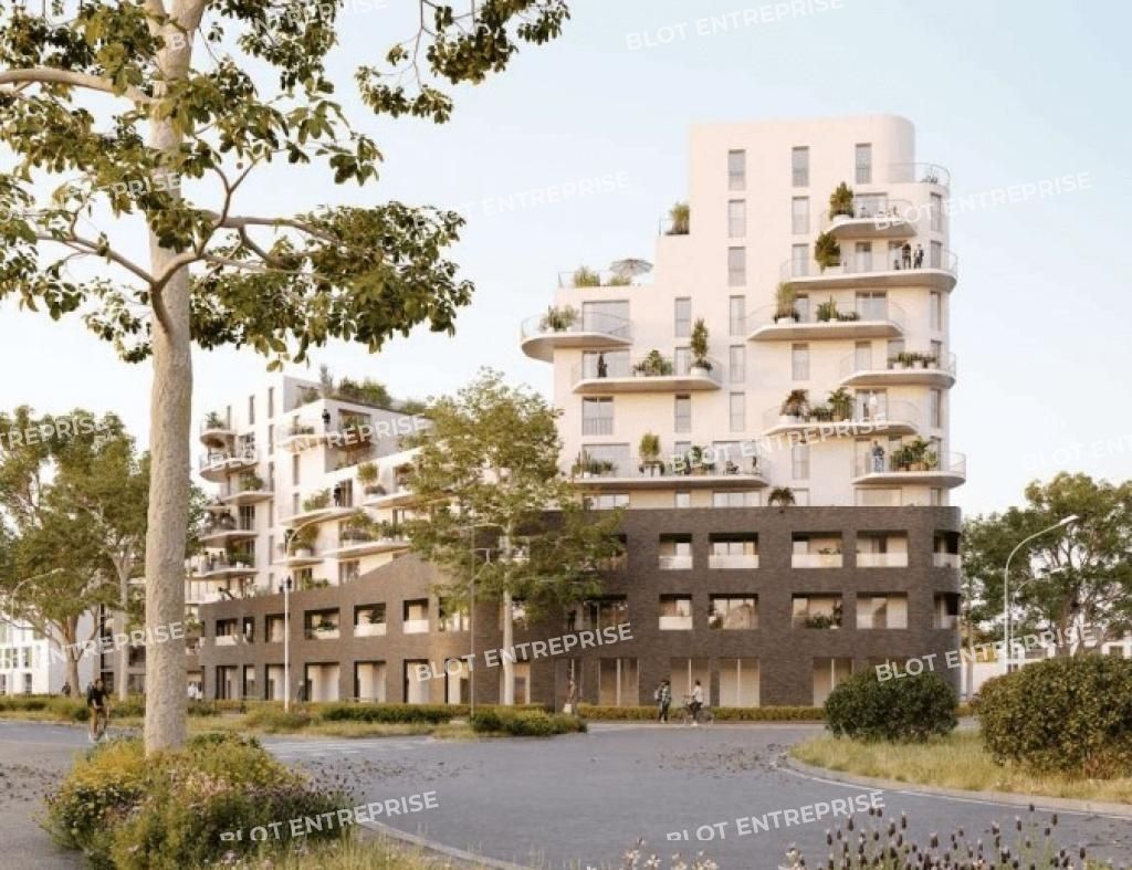 Location local commercial 82 m² non divisibles