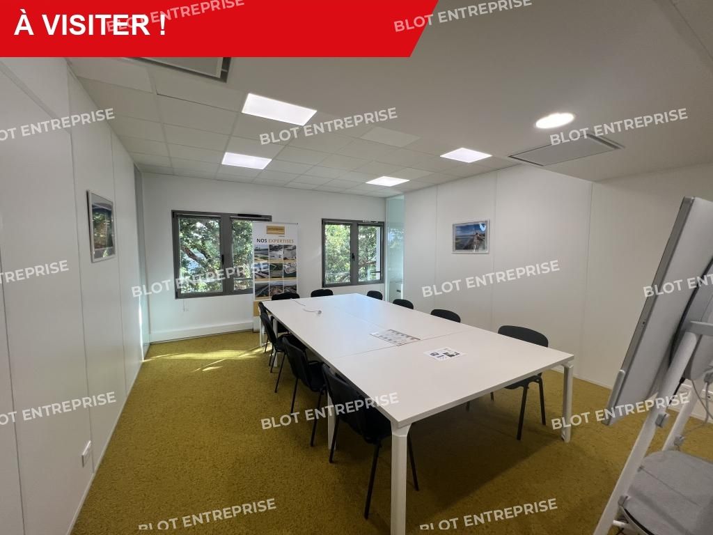 Location bureaux 694 m² non divisibles