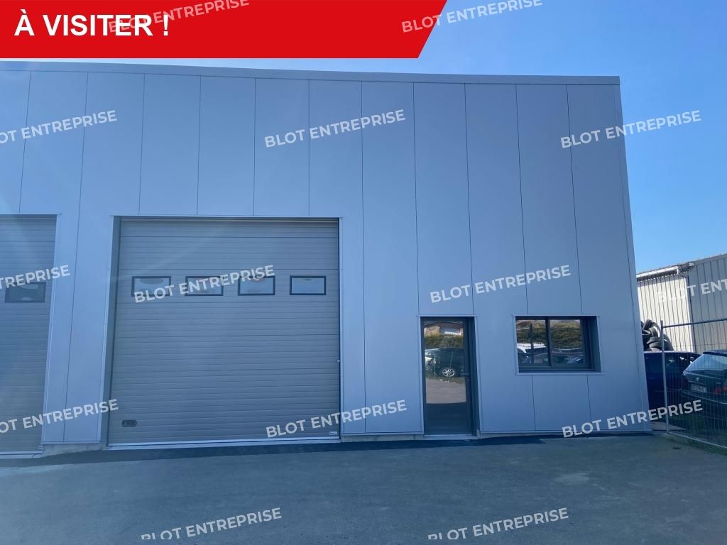 Location entrepôts 200 m² non divisibles