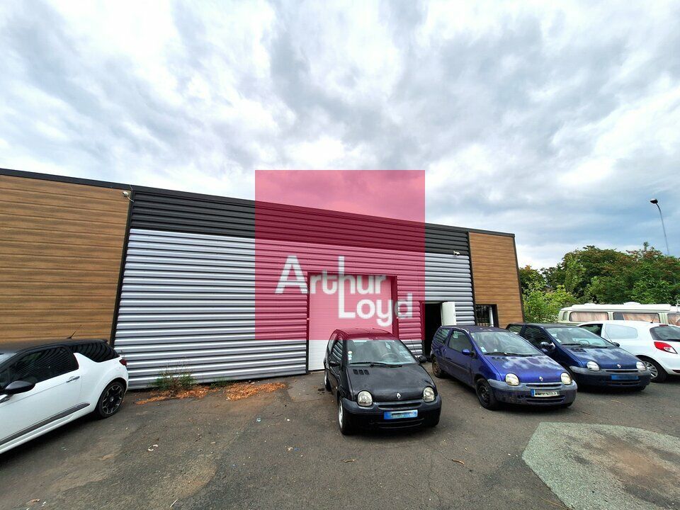Vente local d''activites 150 m² non divisibles