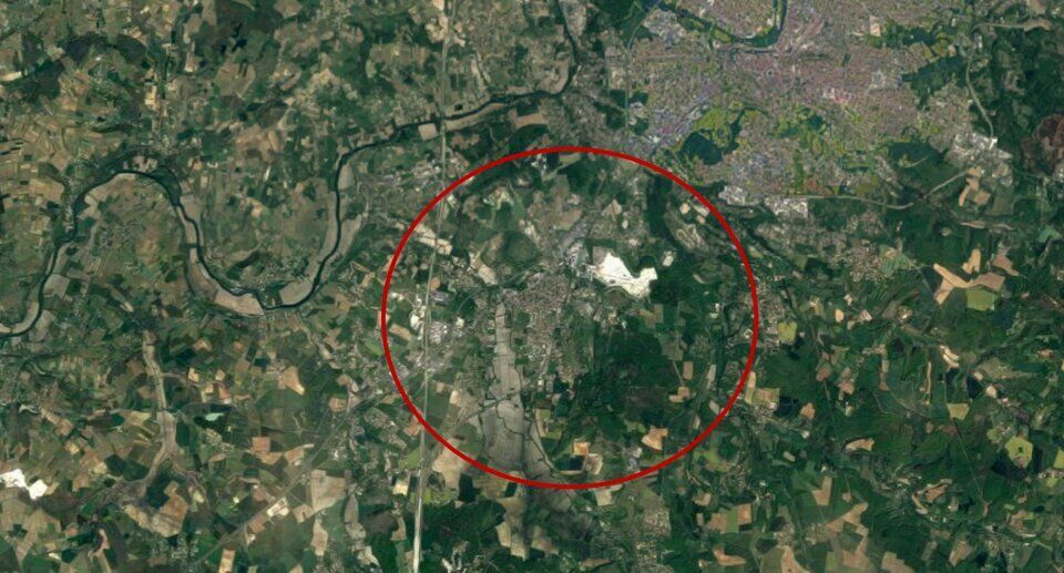 Location local d''activites 807 m² non divisibles