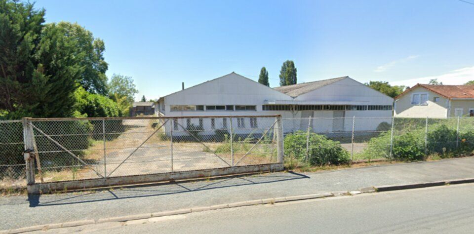 Location local d''activites 5100 m² non divisibles