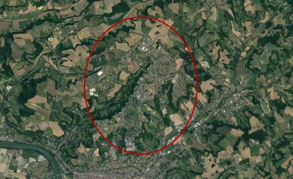 Location bureaux 5000 m² non divisibles