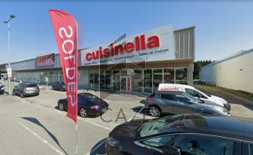 Location local commercial 1714 m² divisibles à partir de 475 m²