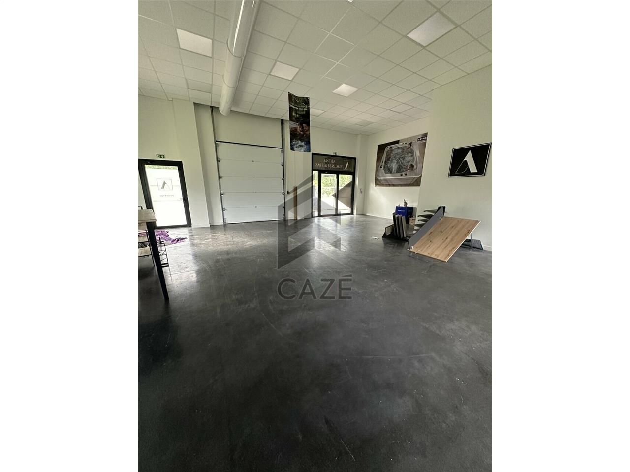 BUREAUX / ENTREPOTS A VENDRE