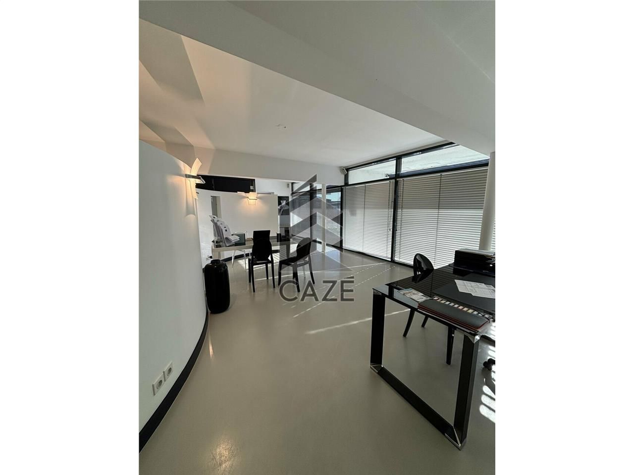 Location bureaux 520 m² divisibles à partir de 170 m²