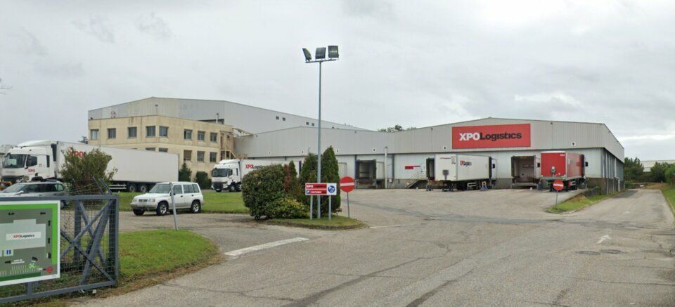 Location local d''activites 5803 m² divisibles à partir de 1428 m²