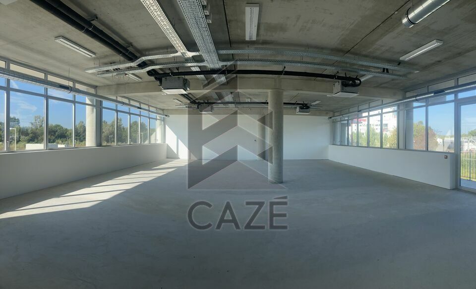 Location bureaux 1593 m² divisibles à partir de 181.23 m²